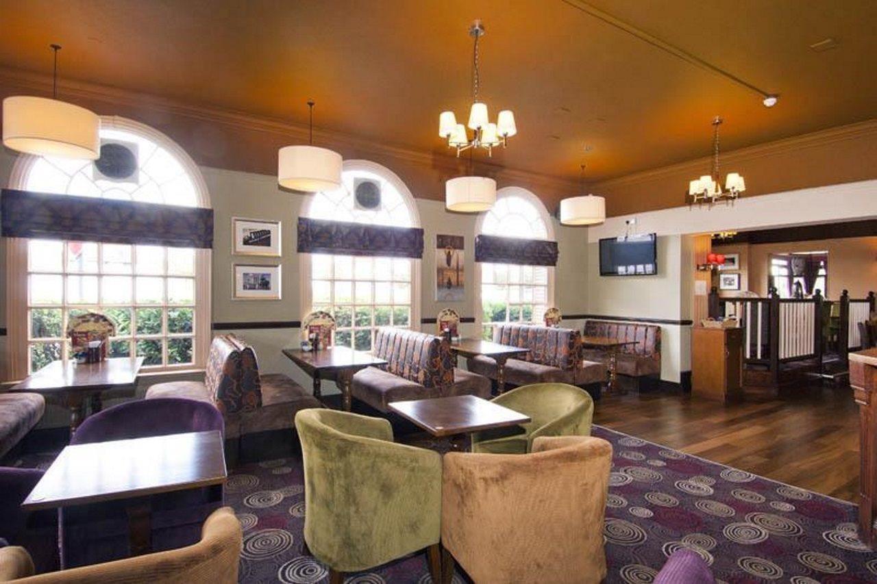 Premier Inn London Greenford Kültér fotó