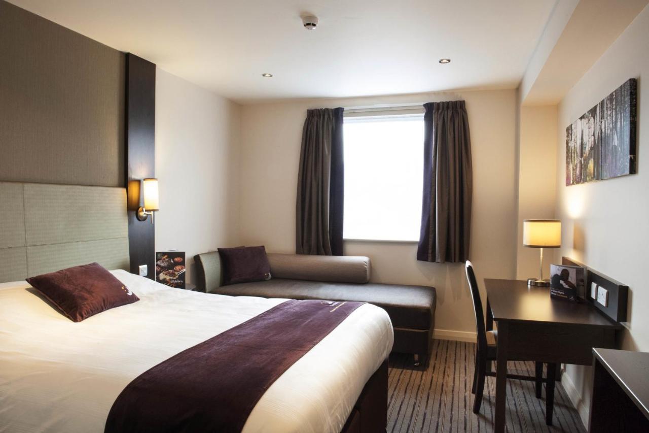 Premier Inn London Greenford Kültér fotó